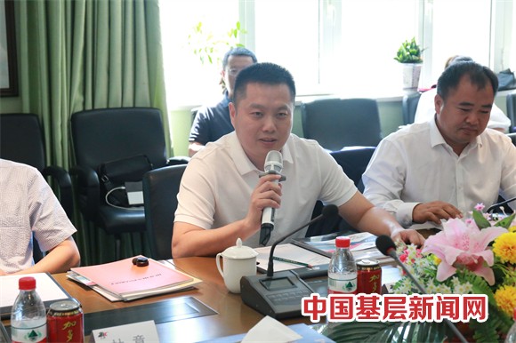 華春藥業(yè)與全國省級總經(jīng)銷商簽署合作協(xié)議 華春藥業(yè)與全國省級總經(jīng)銷商簽署合作協(xié)議